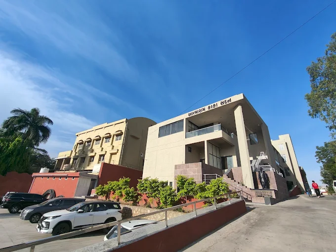 Aatmaram Kaka Sadan Ambaji